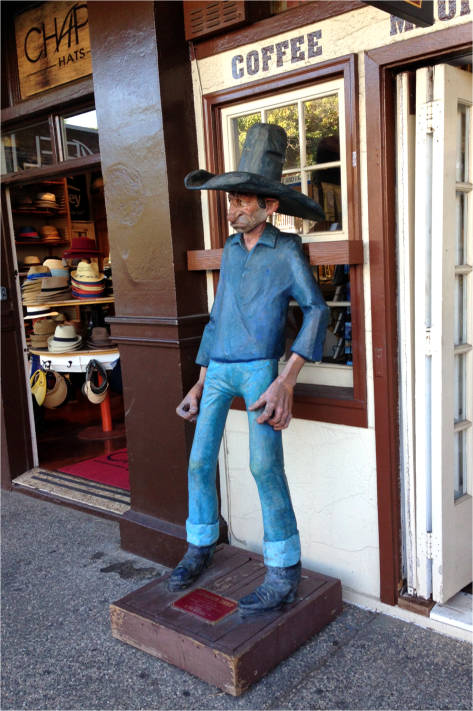 B - Cowboy Maui Hawaii - Photo G-Paz-y-Mino-C 2015
