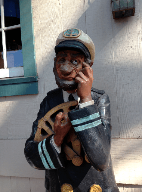 C - Captain II Lahaina Maui Hawaii - Photo G-Paz-y-Mino-C 2015