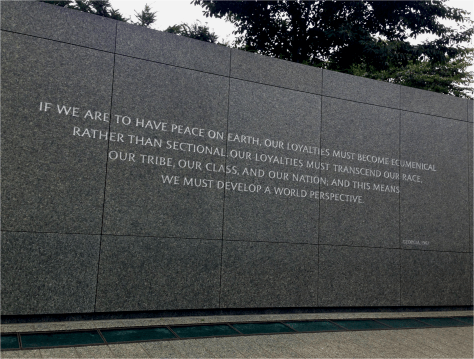 J if we are to have peace Martin Luther King - Photo G-Paz-y-Mino-C 2014