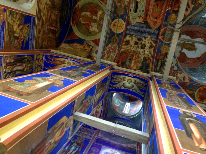 Cathedral of the Nativity of the Virgin INSIDE Suzdal Russia - Photo G-Paz-y-Mino-C 2016