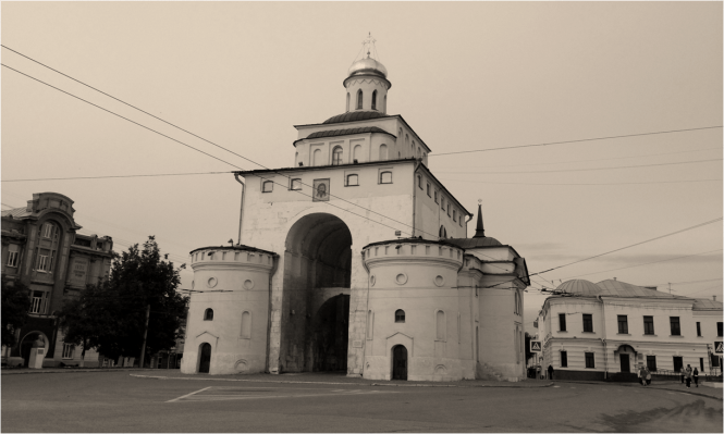 Golden Gate Vladimir Russia - Photo G-Paz-y-Mino-C 2016