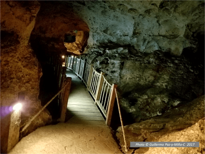 bridge-green-grotto-caves-photo-g-paz-y-mino-c-2017