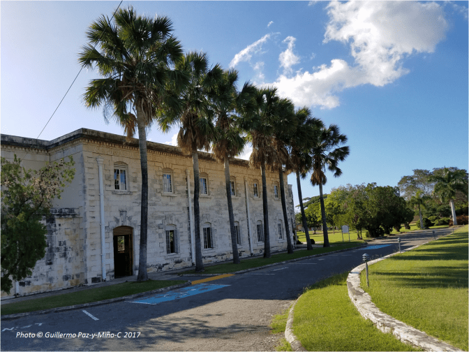 chapel-side-view-uwi-photo-g-paz-y-mino-c-2017